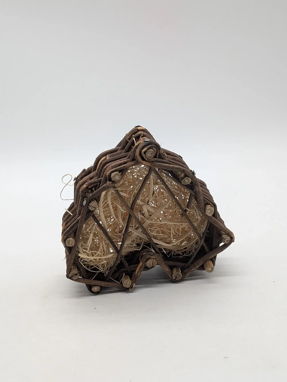 Primitive Heart-Shaped Vine Nest Basket Wood Accent Tiered Tray Decor Photo Prop